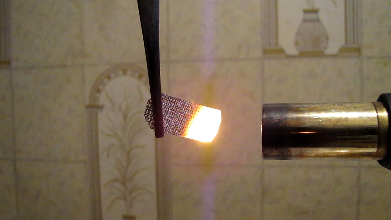   -    (). Catalytic combustion of propane-butane mixture over platinum (grid)