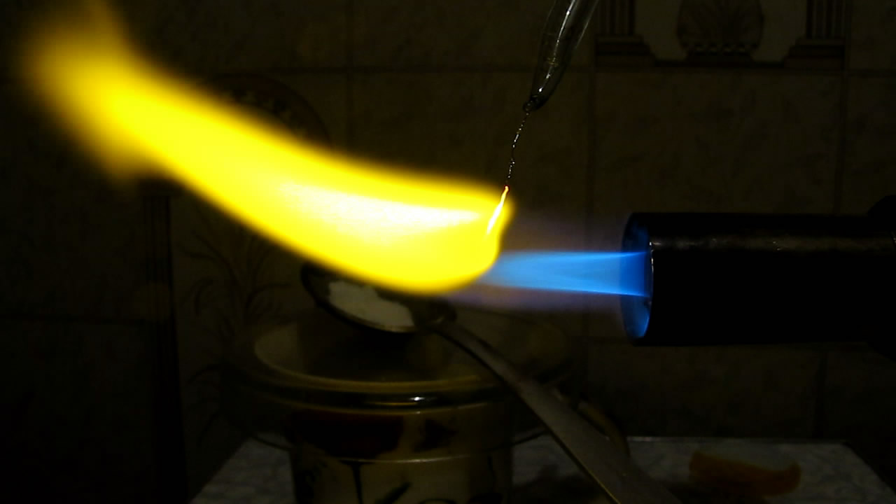  : . Borax bead tests: chromium