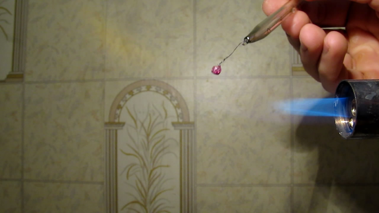  :  (KMnO4). Borax bead tests: manganese (KMnO4)