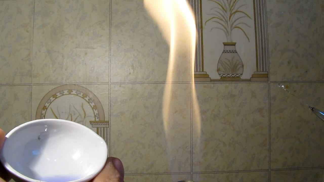  :  ( ). Borax bead tests: nickel (reducing flame)