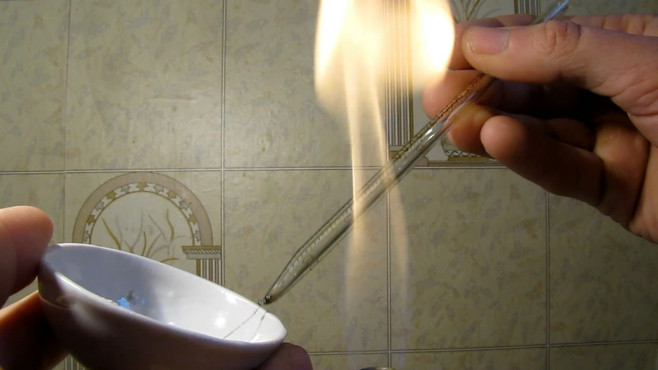  :  ( ). Borax bead tests: nickel (reducing flame)