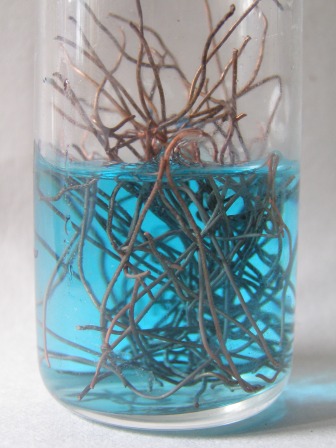 Растворяется ли медь в разбавленной серной кислоте? Does copper dissolve in dilute sulfuric acid?