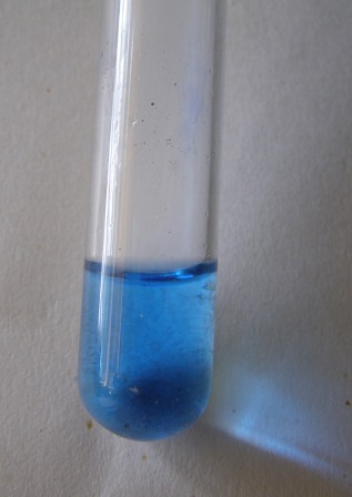 Растворяется ли медь в соляной кислоте?<br> Does copper dissolve in hydrochloric acid?