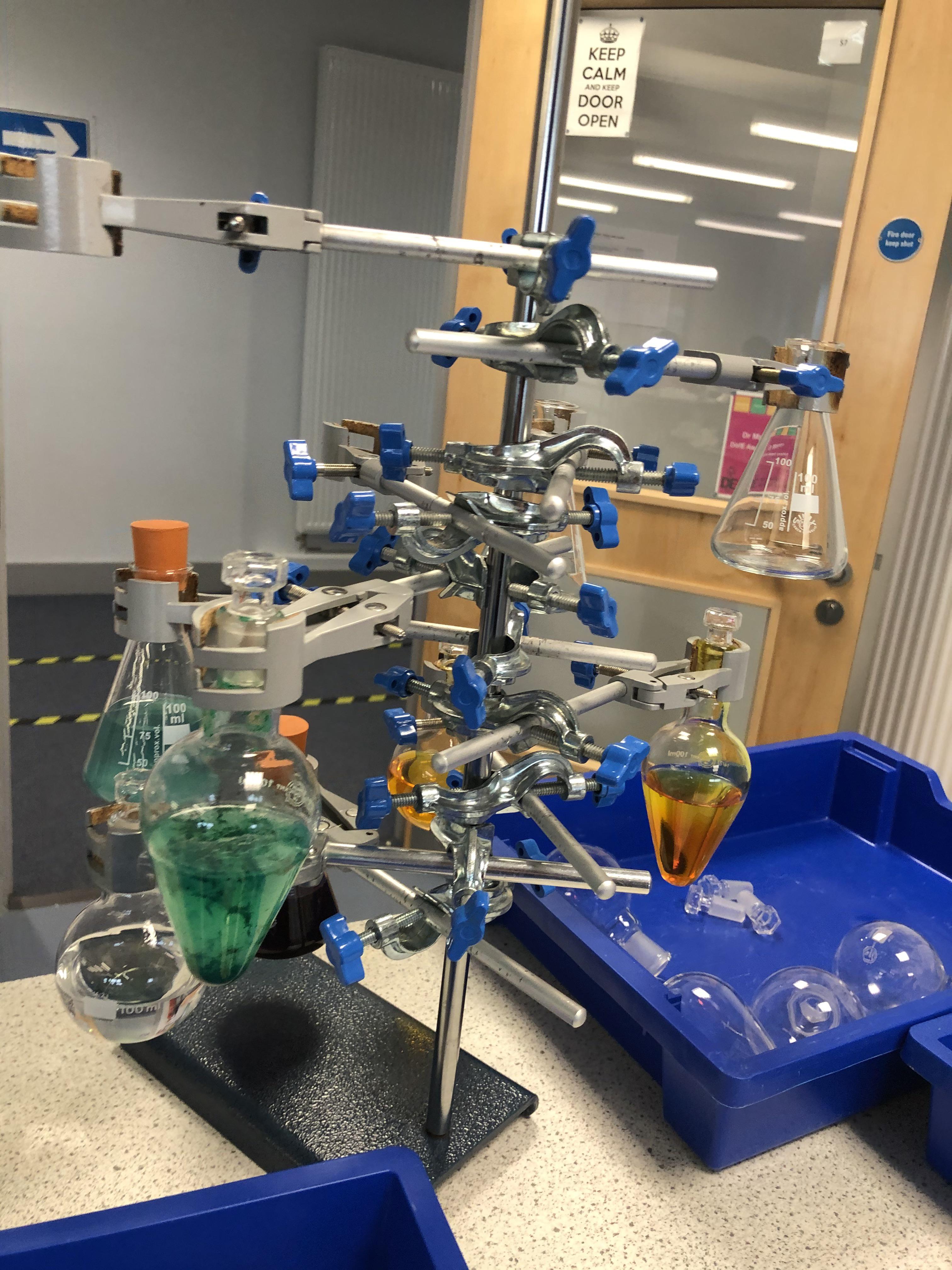  . Chemistree