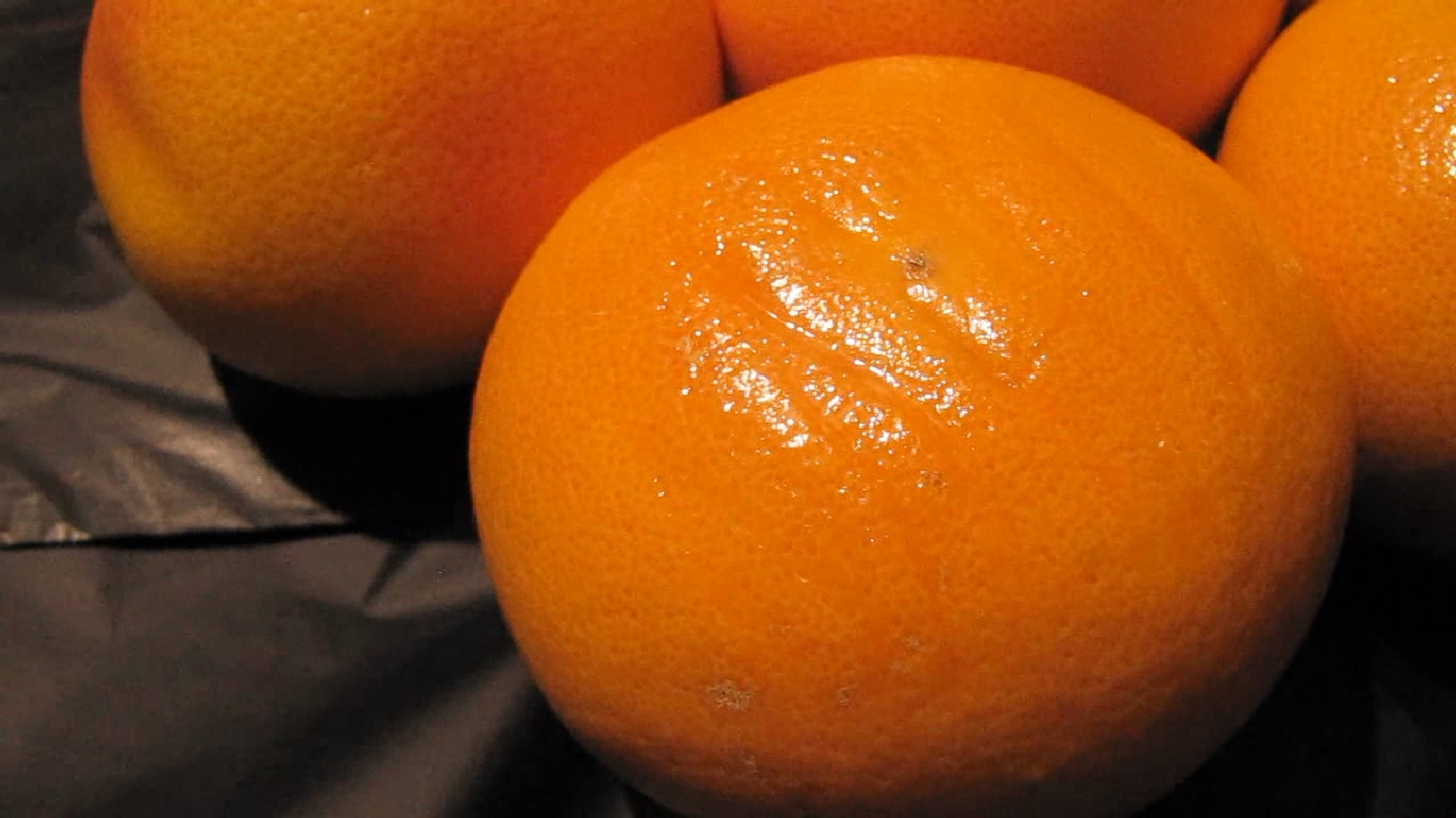    . Grapefruit and ultraviolet light