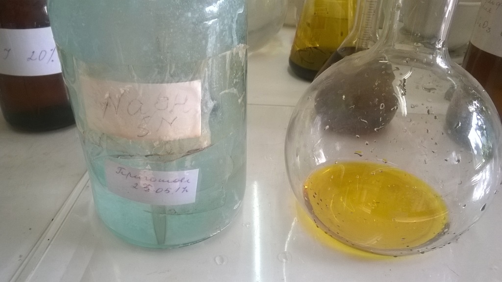   (). Chemical laboratory (at factory) - photos