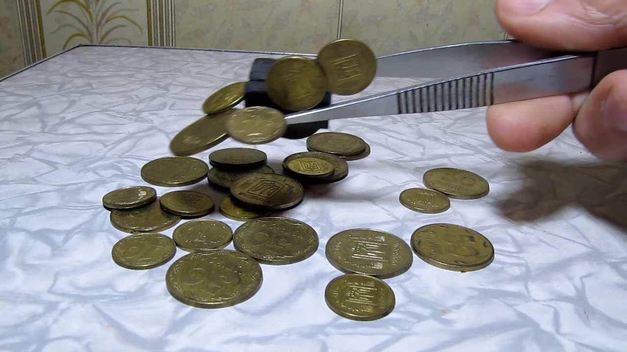 Ukrainian coins and magnet.    