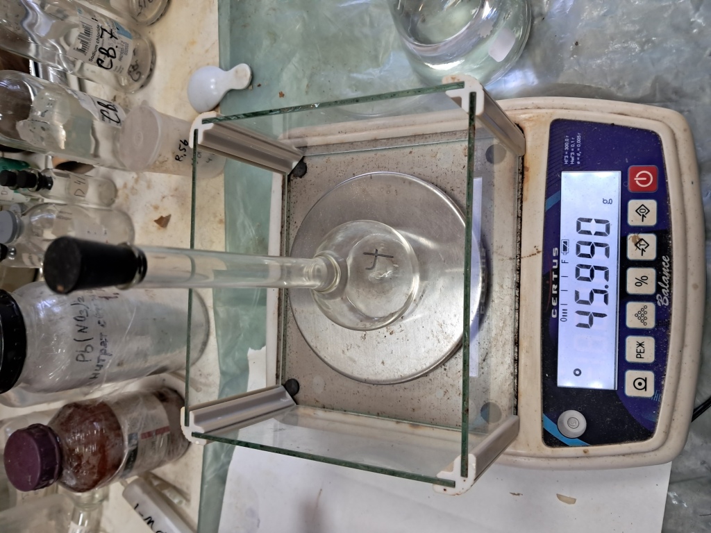 Alcoholometer Sank in Ethanol