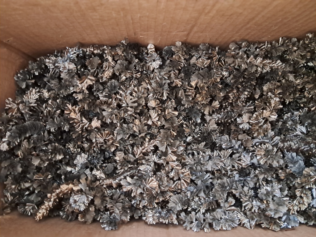How we tried turning zirconium metal into powder