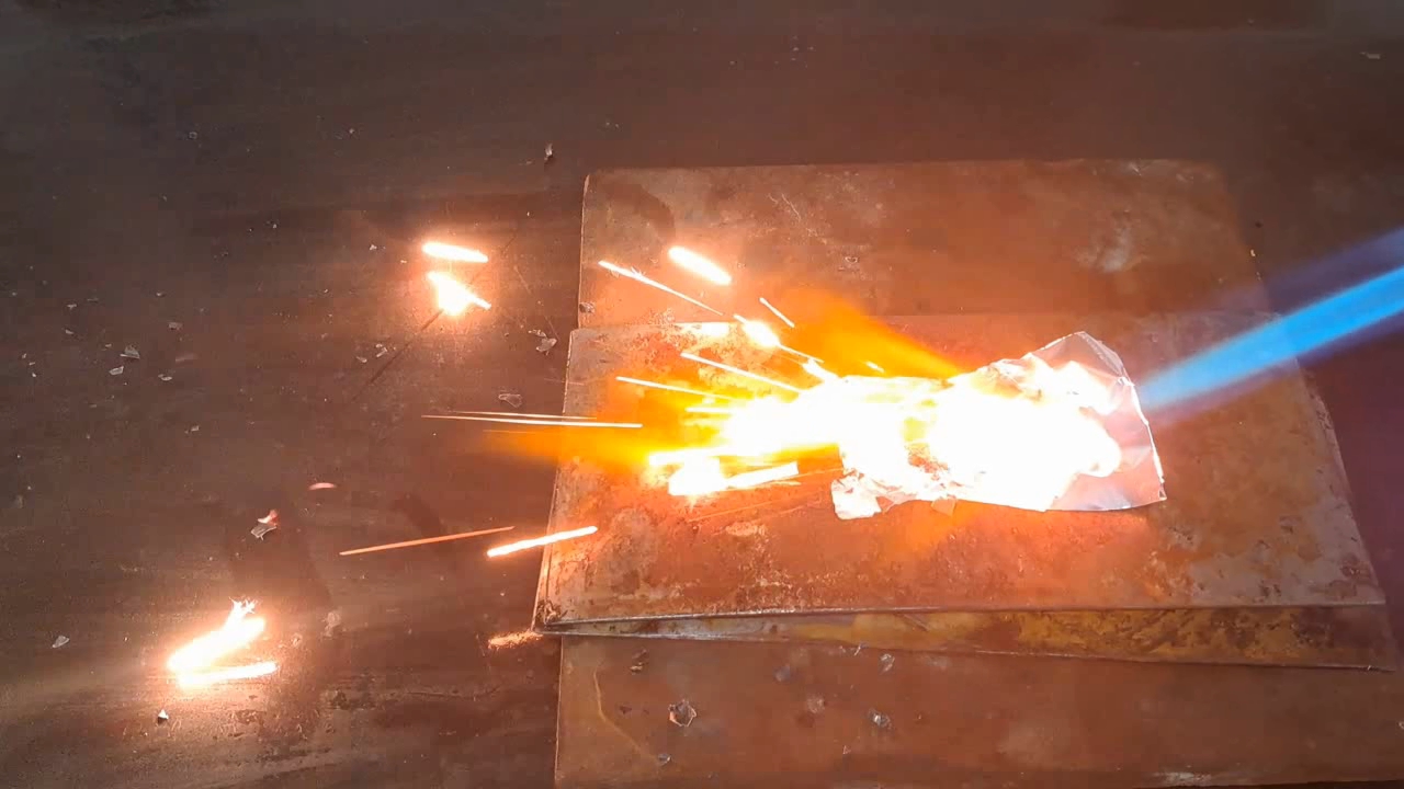 Combustion of zirconium metal