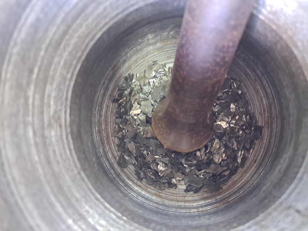 How we tried turning zirconium metal into powder