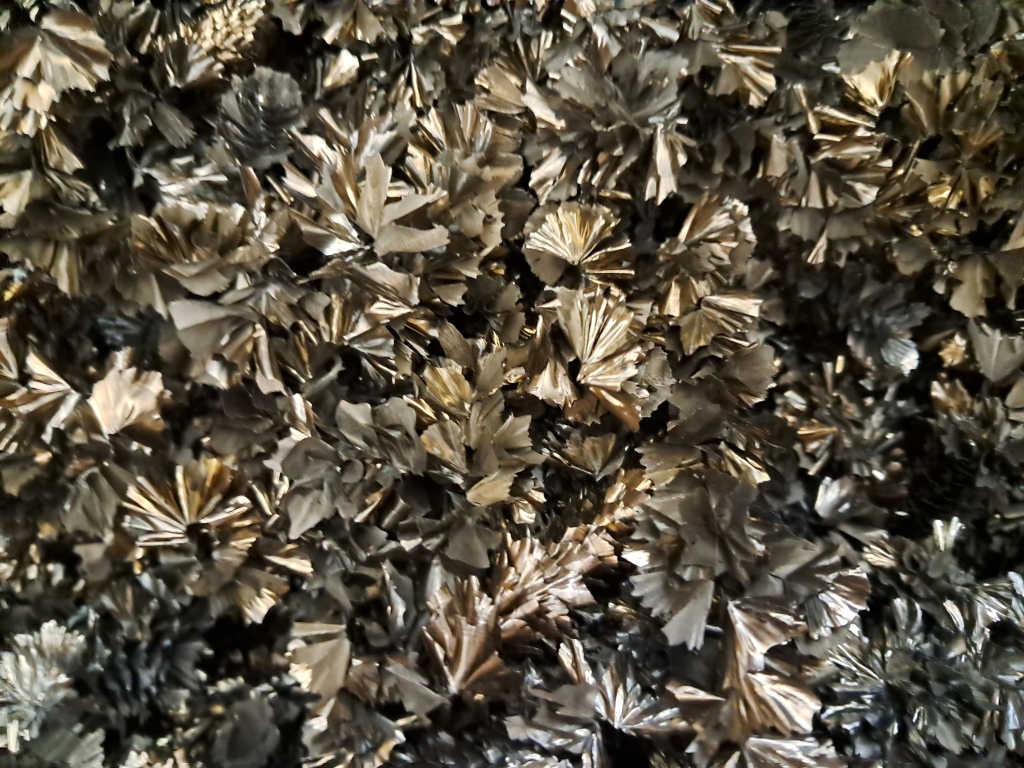 How we tried turning zirconium metal into powder