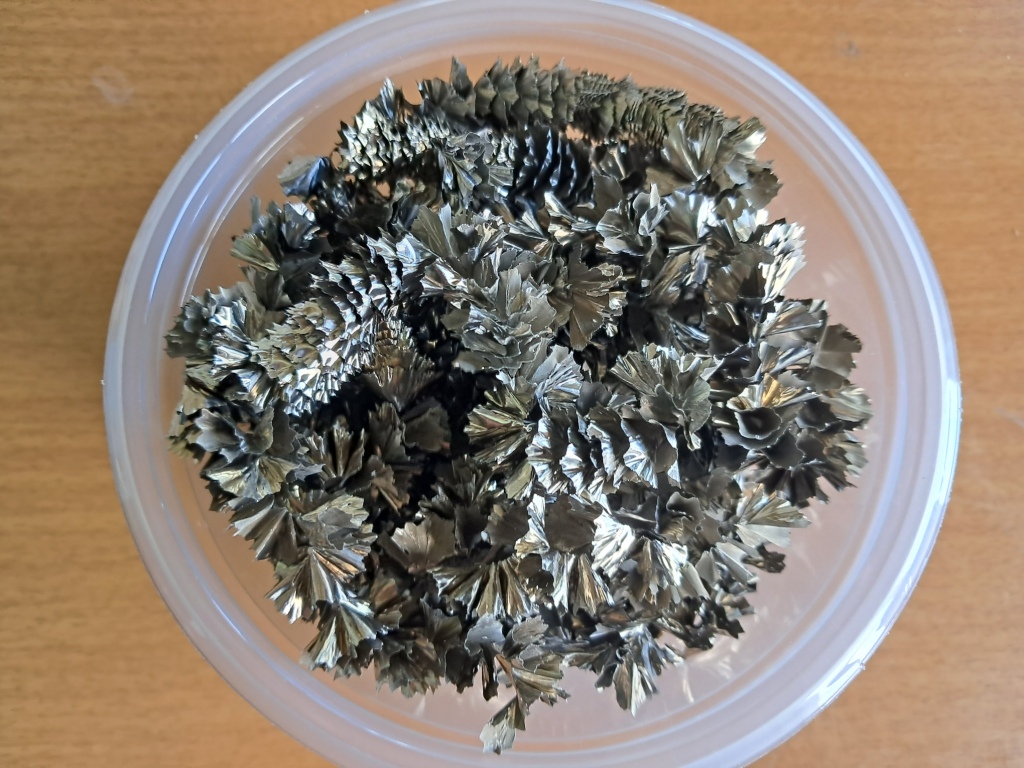 How we tried turning zirconium metal into powder