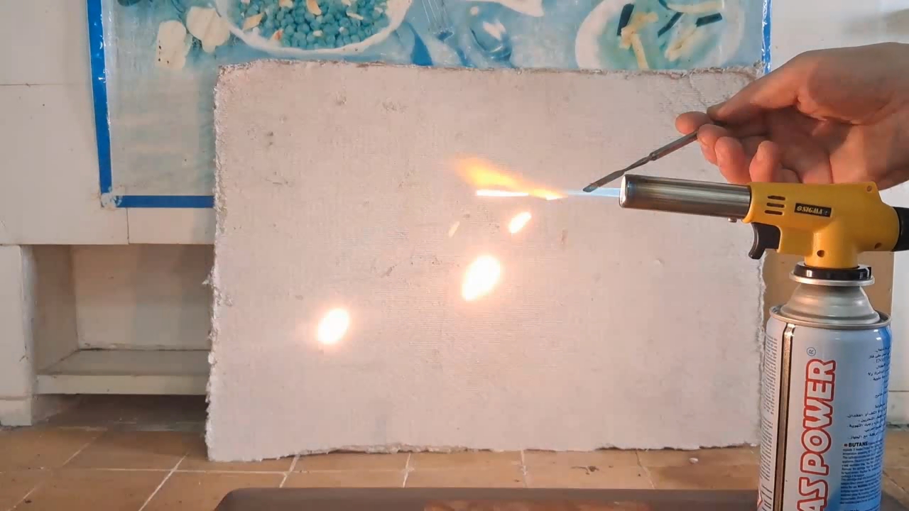 Combustion of zirconium metal