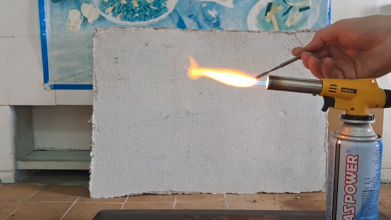 Combustion of zirconium metal