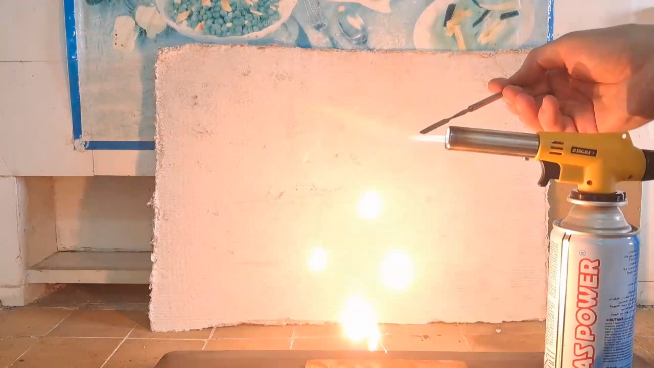Combustion of zirconium metal
