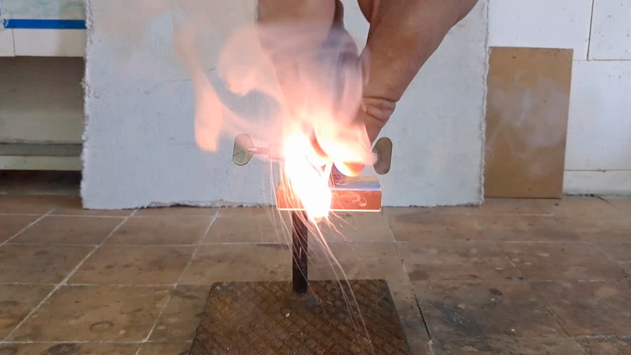 Lead(II) Thiocyanate and Potassium Chlorate: Homemade Matches