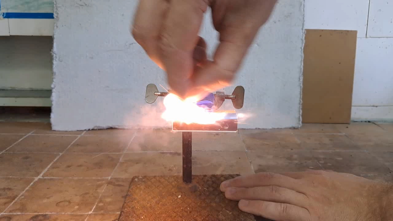 Lead(II) Thiocyanate and Potassium Chlorate: Homemade Matches