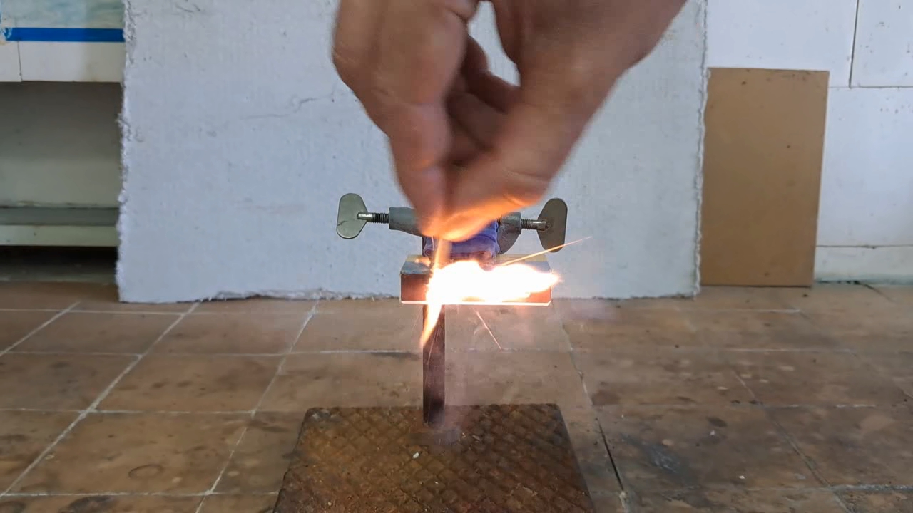 Lead(II) Thiocyanate and Potassium Chlorate: Homemade Matches