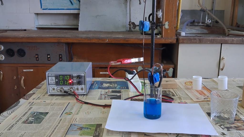 Copper electroplating of different metals