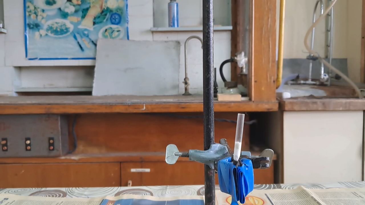 Explosion of Acetone Peroxide (0.05 g)