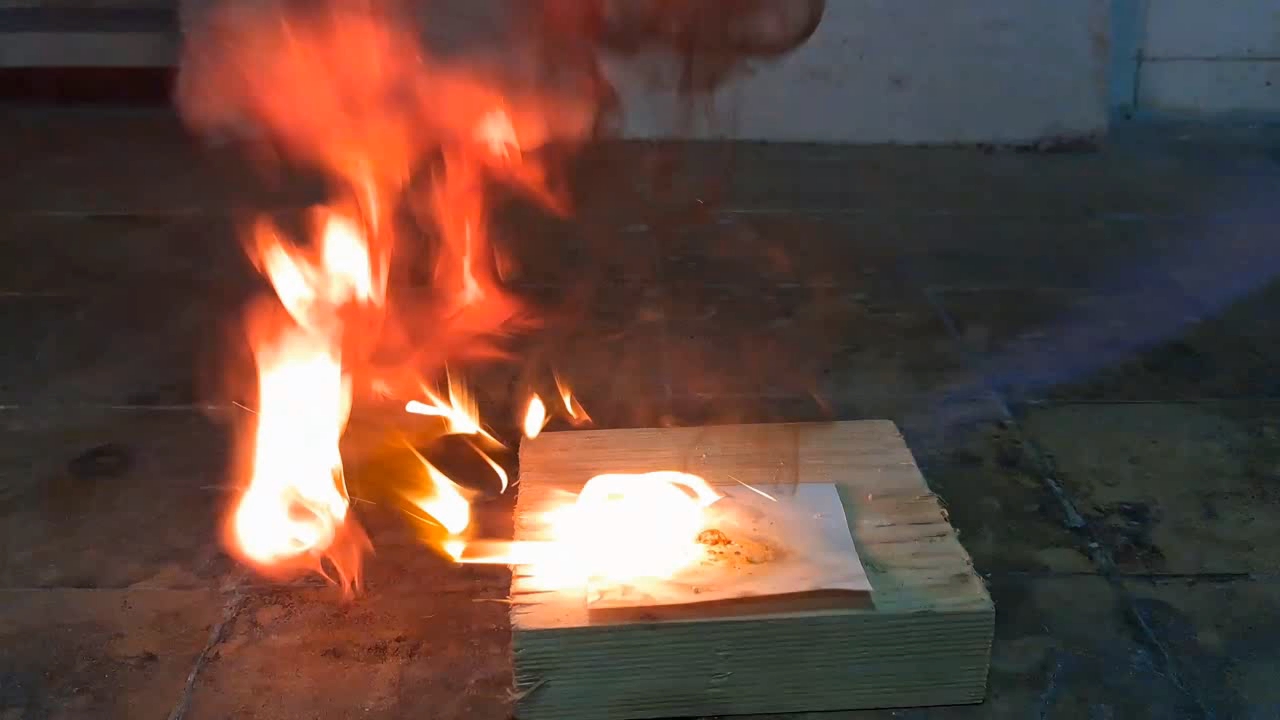 Benzoyl Peroxide and Fire