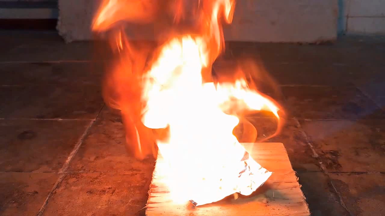 Benzoyl Peroxide and Fire