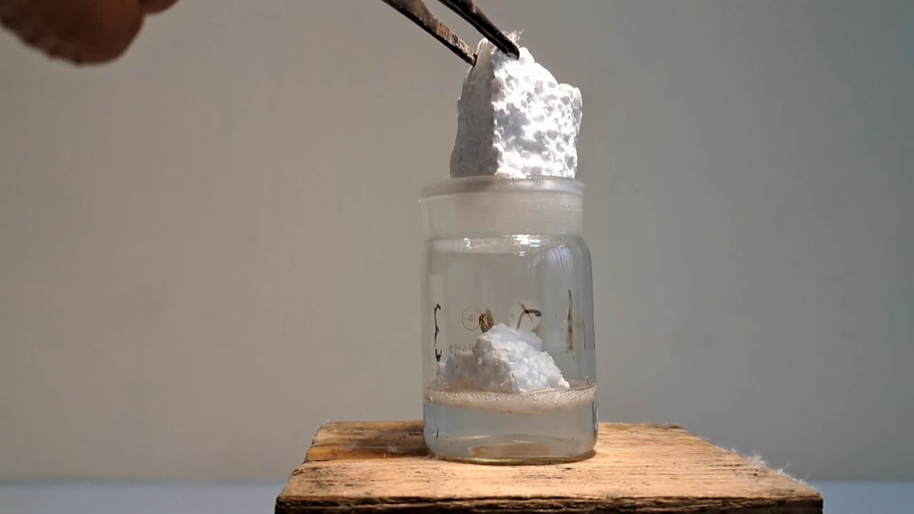 Dissolving Expanded Polystyrene in Methylene Chloride