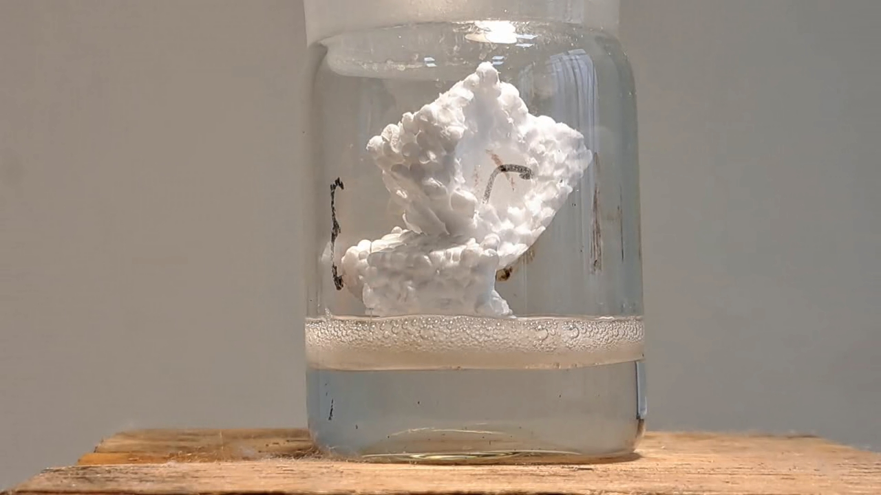 Dissolving Expanded Polystyrene in Methylene Chloride
