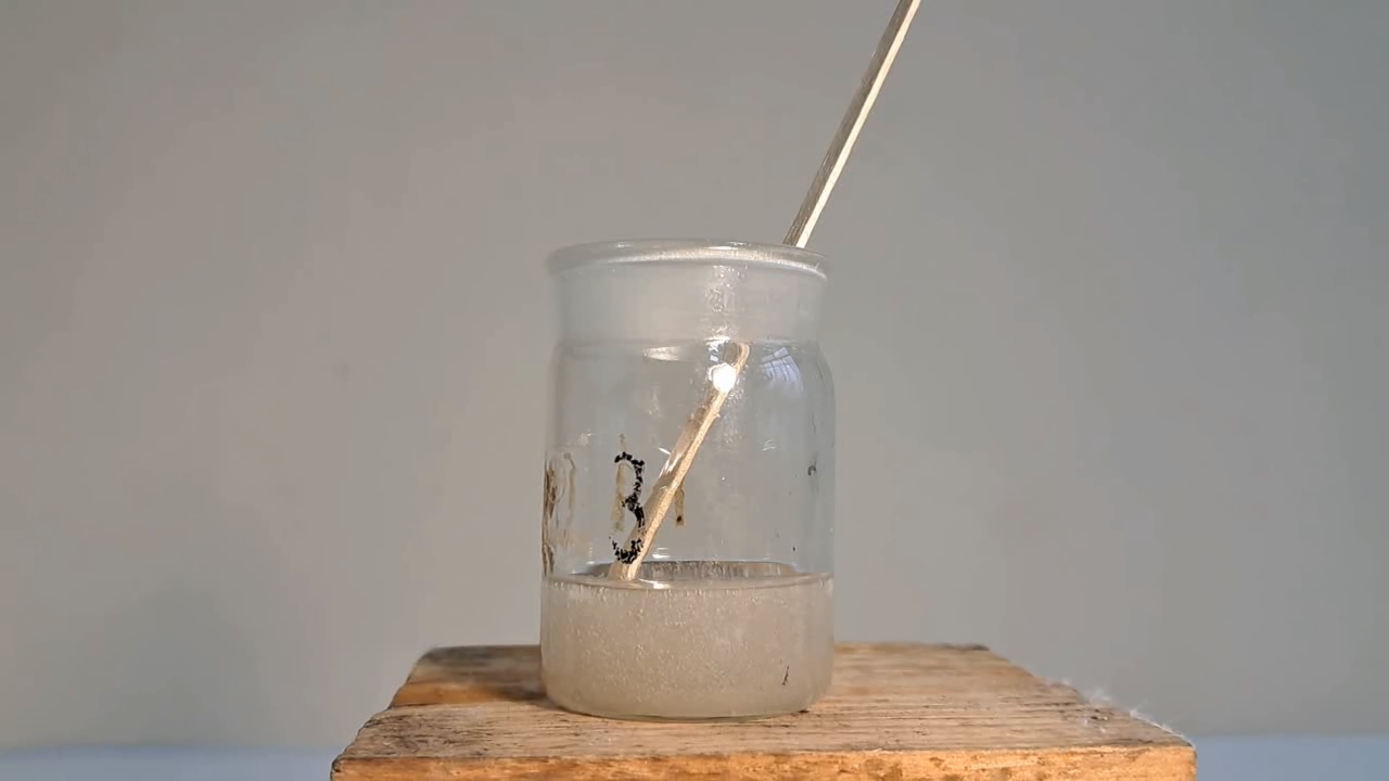 Dissolving Expanded Polystyrene in Methylene Chloride