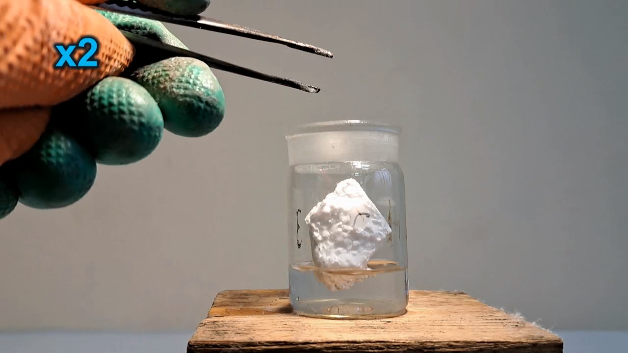 Dissolving Expanded Polystyrene in Methylene Chloride