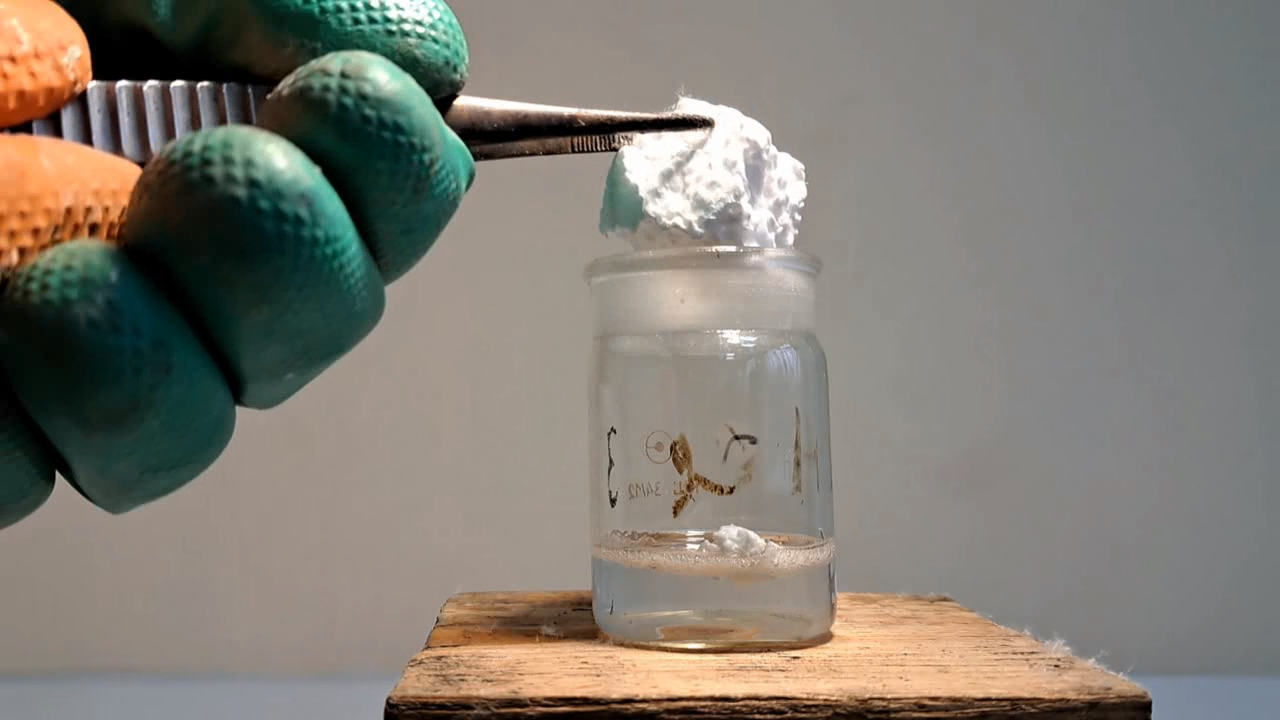 Dissolving Expanded Polystyrene in Methylene Chloride