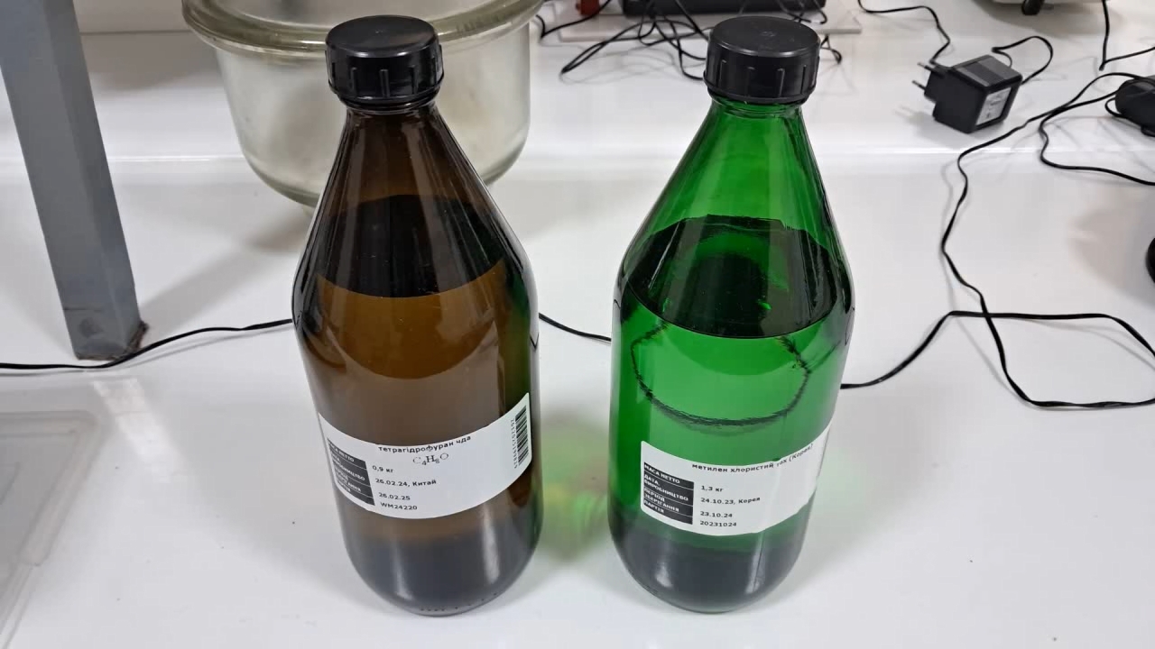 Dissolving Expanded Polystyrene in Tetrahydrofuran