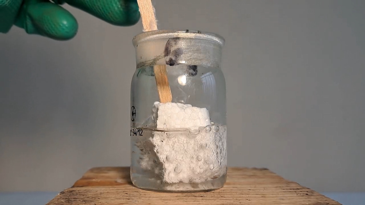 Dissolving Expanded Polystyrene in Tetrahydrofuran