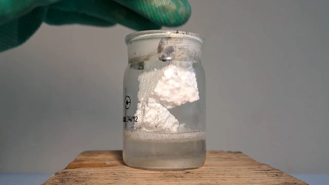 Dissolving Expanded Polystyrene in Tetrahydrofuran