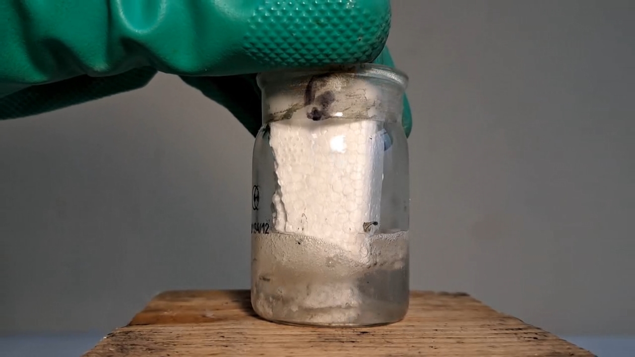 Dissolving Expanded Polystyrene in Tetrahydrofuran