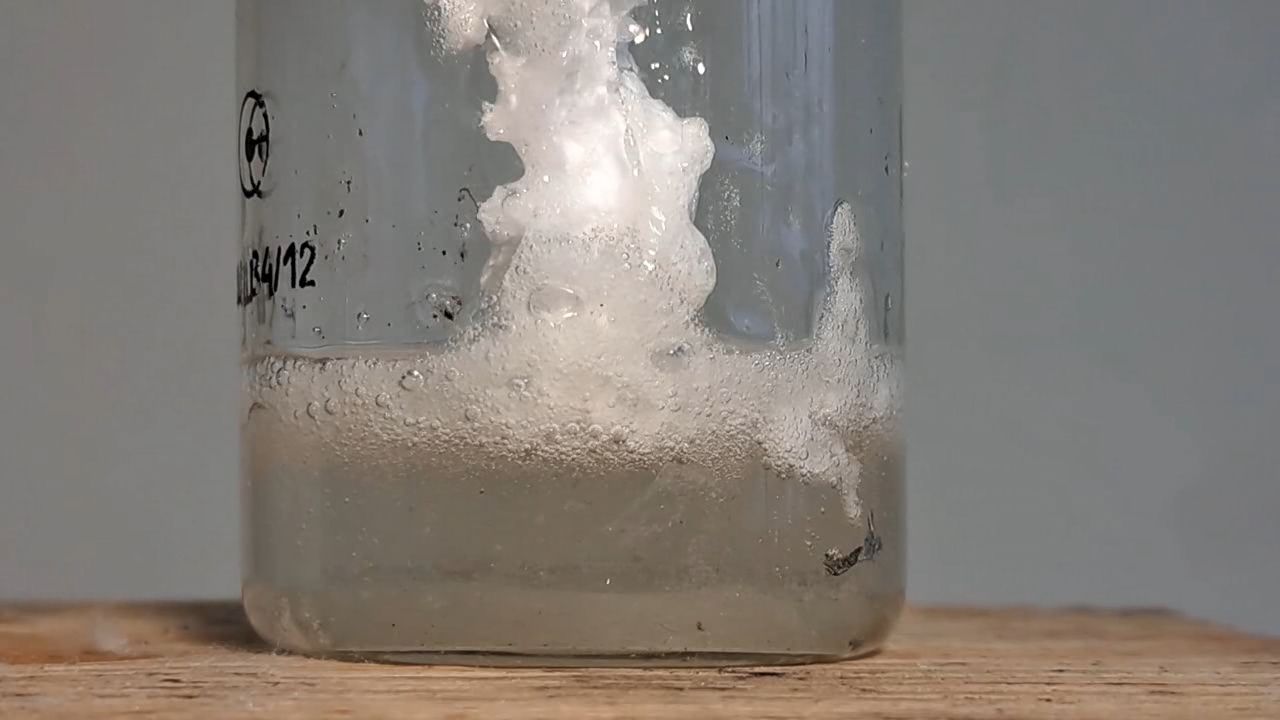 Dissolving Expanded Polystyrene in Tetrahydrofuran
