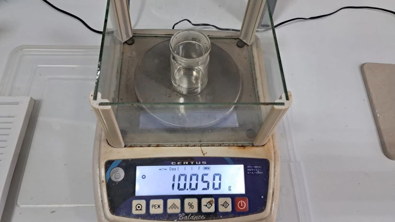 Dissolving Expanded Polystyrene in Tetrahydrofuran