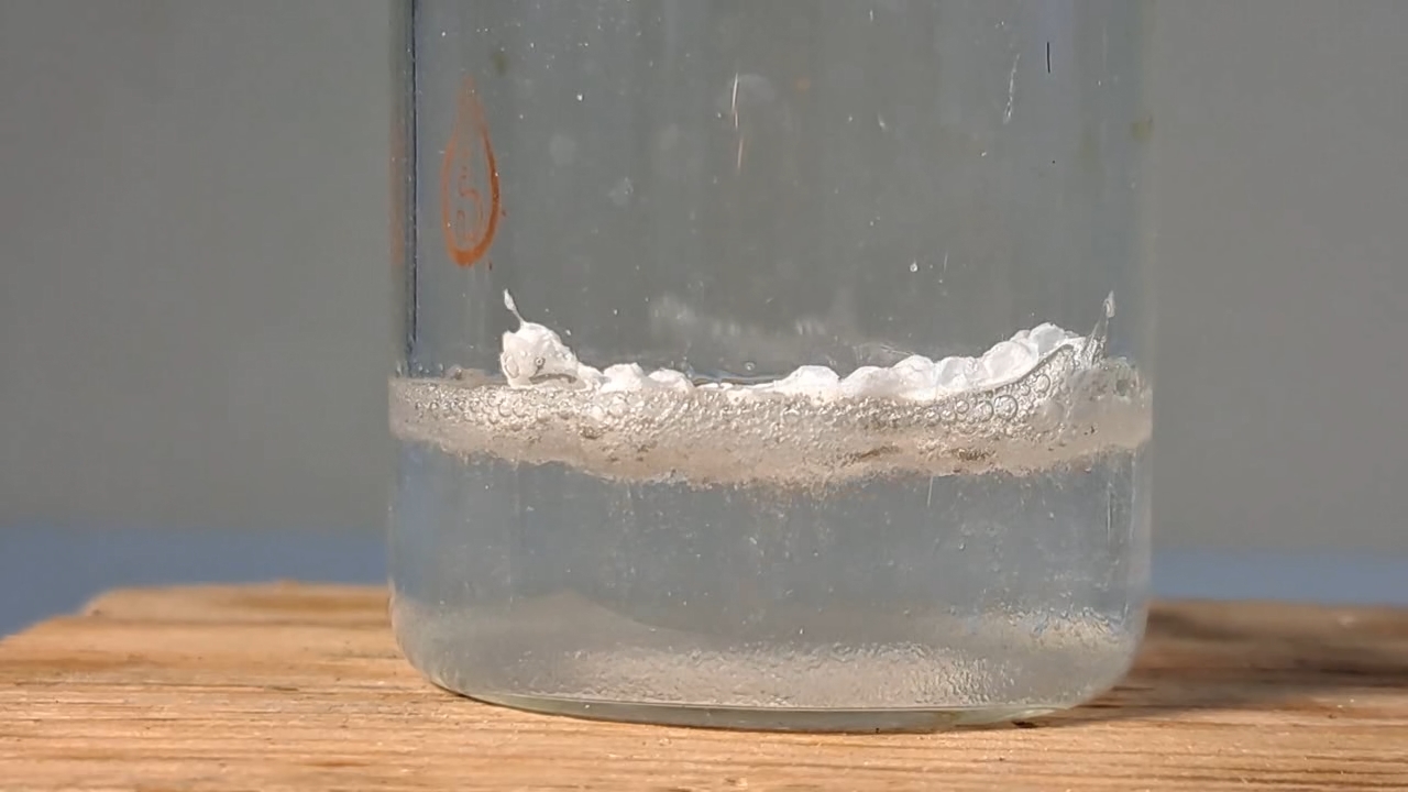 Dissolving Expanded Polystyrene in Ethyl Acetate