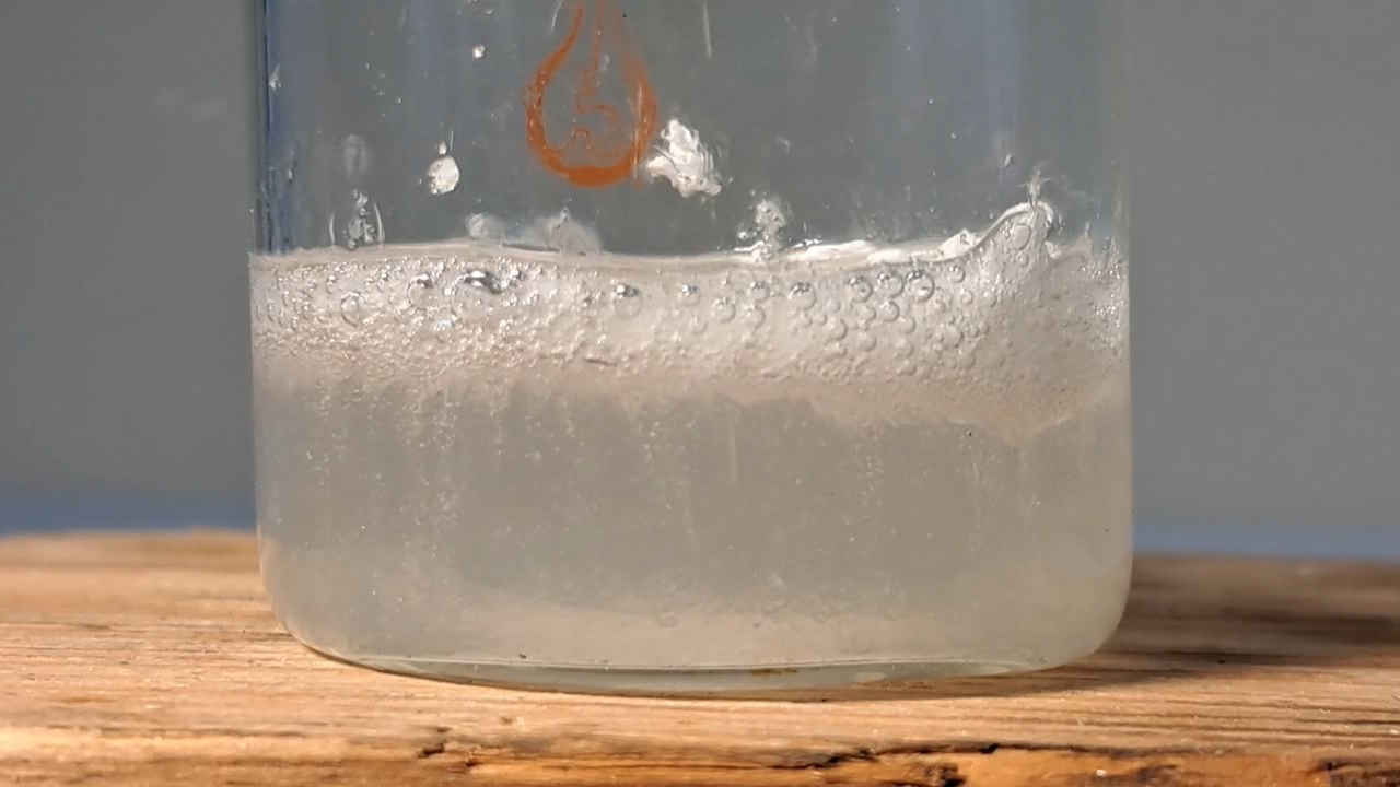 Dissolving Expanded Polystyrene in Ethyl Acetate