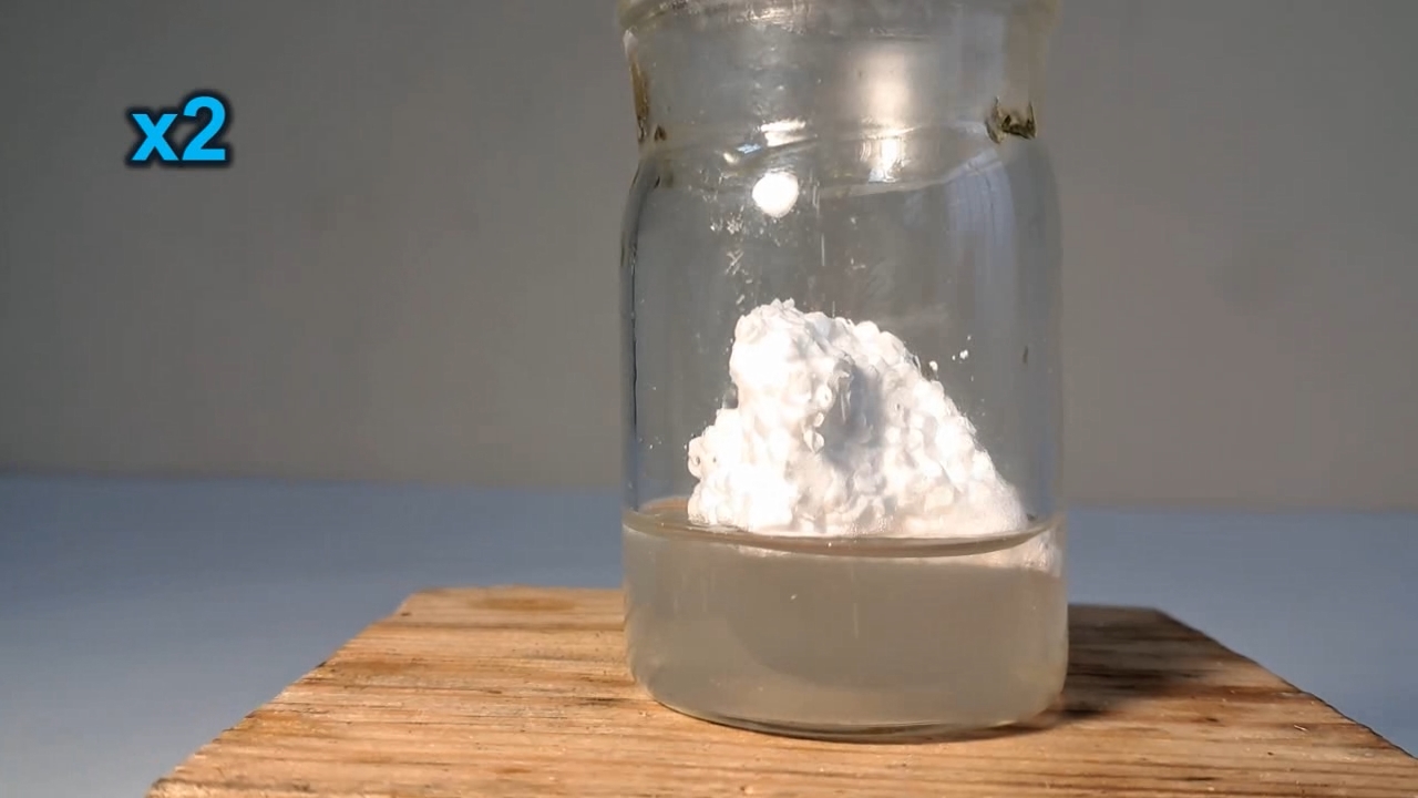 Dissolving Expanded Polystyrene in Ethyl Acetate