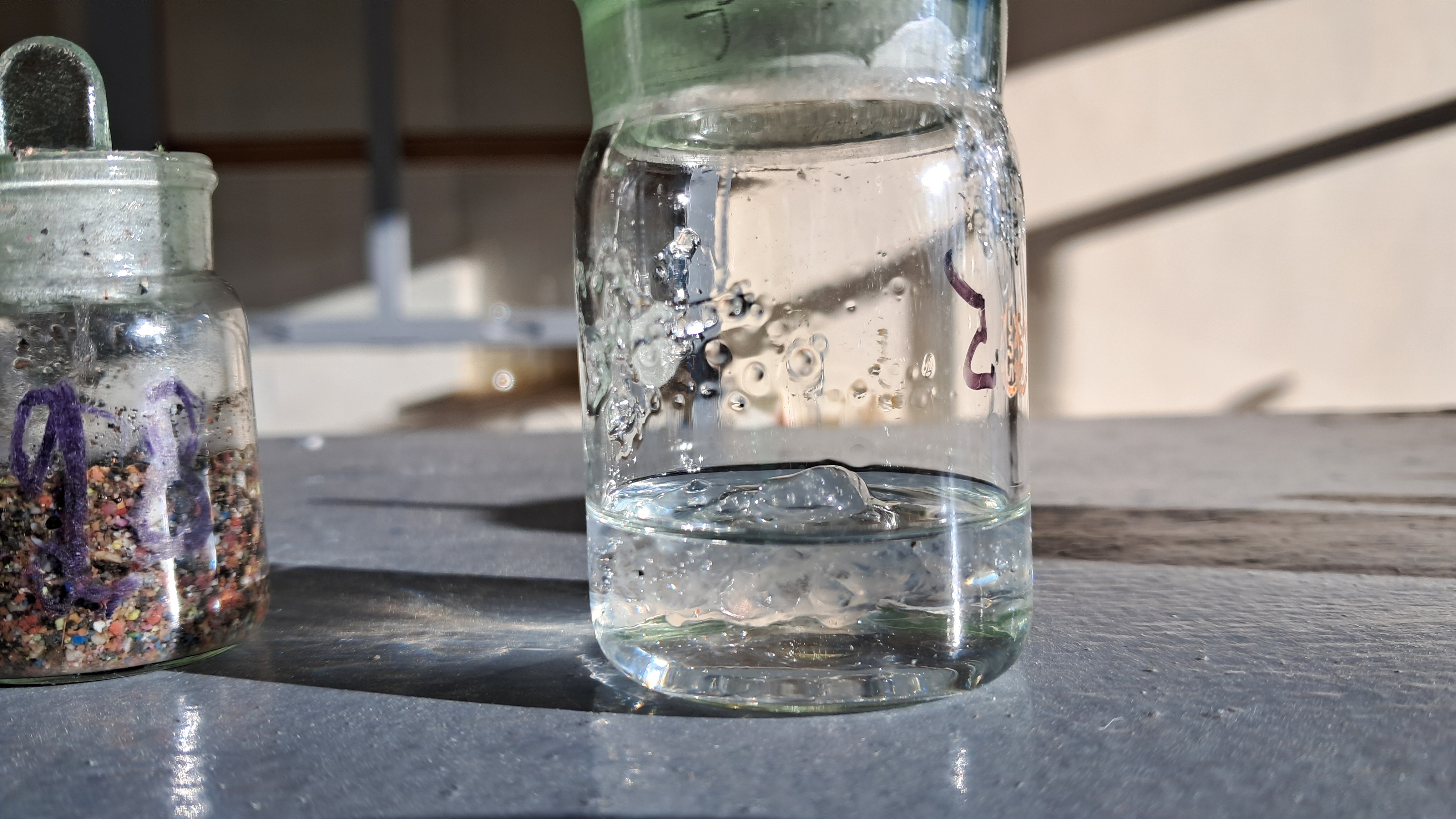 Dissolving Polymethyl Methacrylate (PMMA) in Methylene Chloride