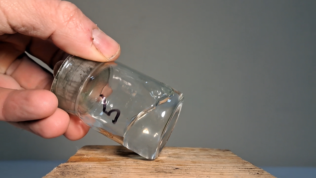 Dissolving Polymethyl Methacrylate (PMMA) in Methylene Chloride