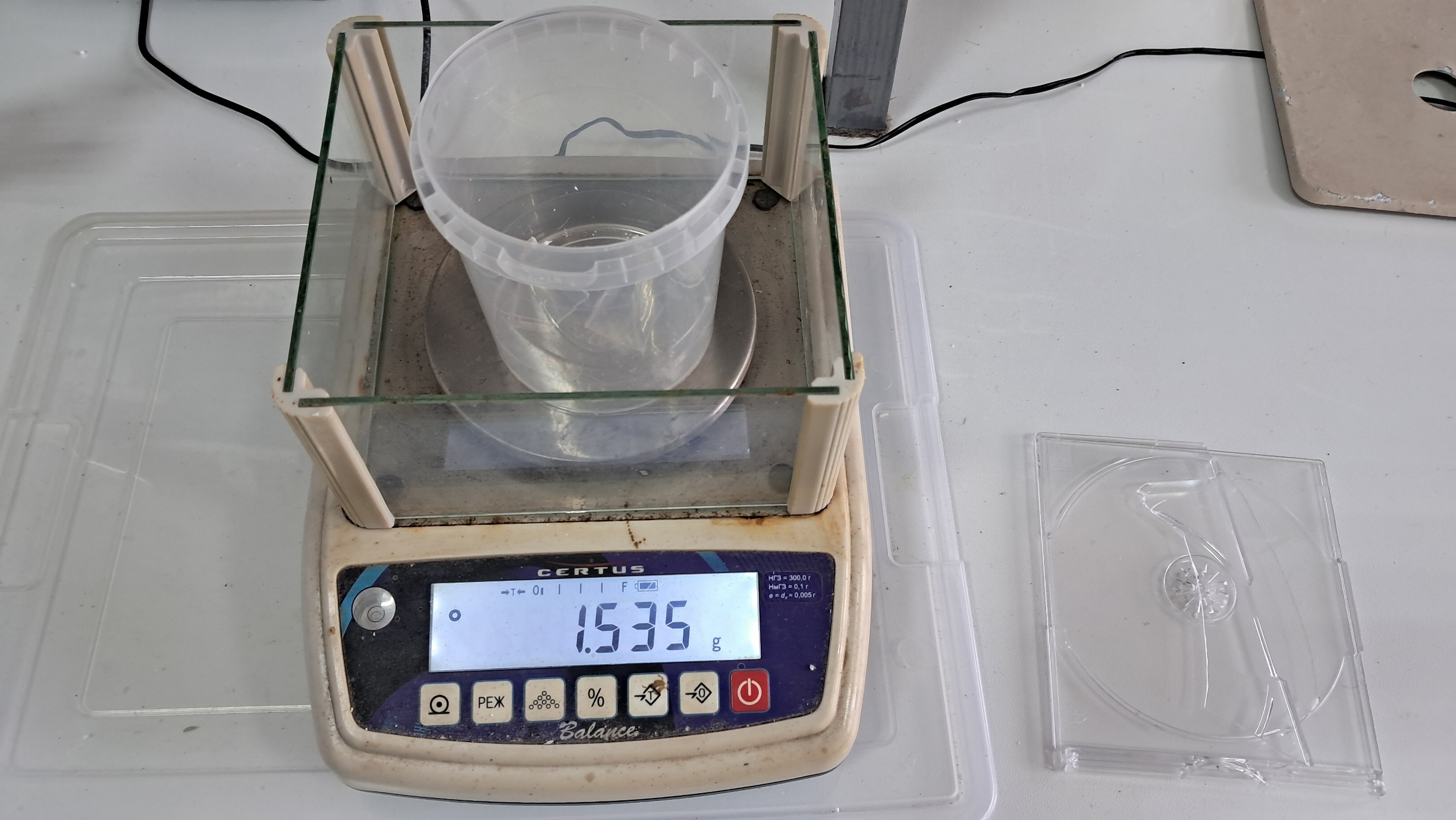 Dissolving Polystyrene in Surrogate Acetone