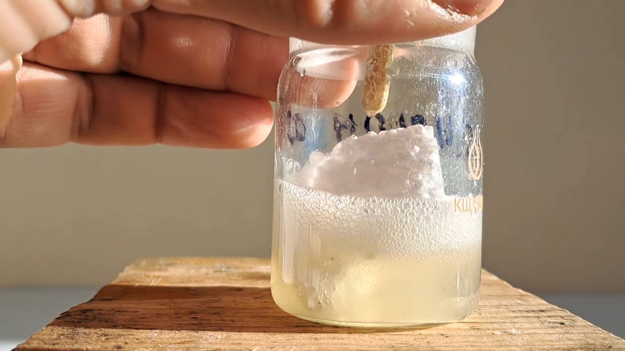 New Year's Day in the Laboratory. Dissolving Polystyrene in Dimethylformamide