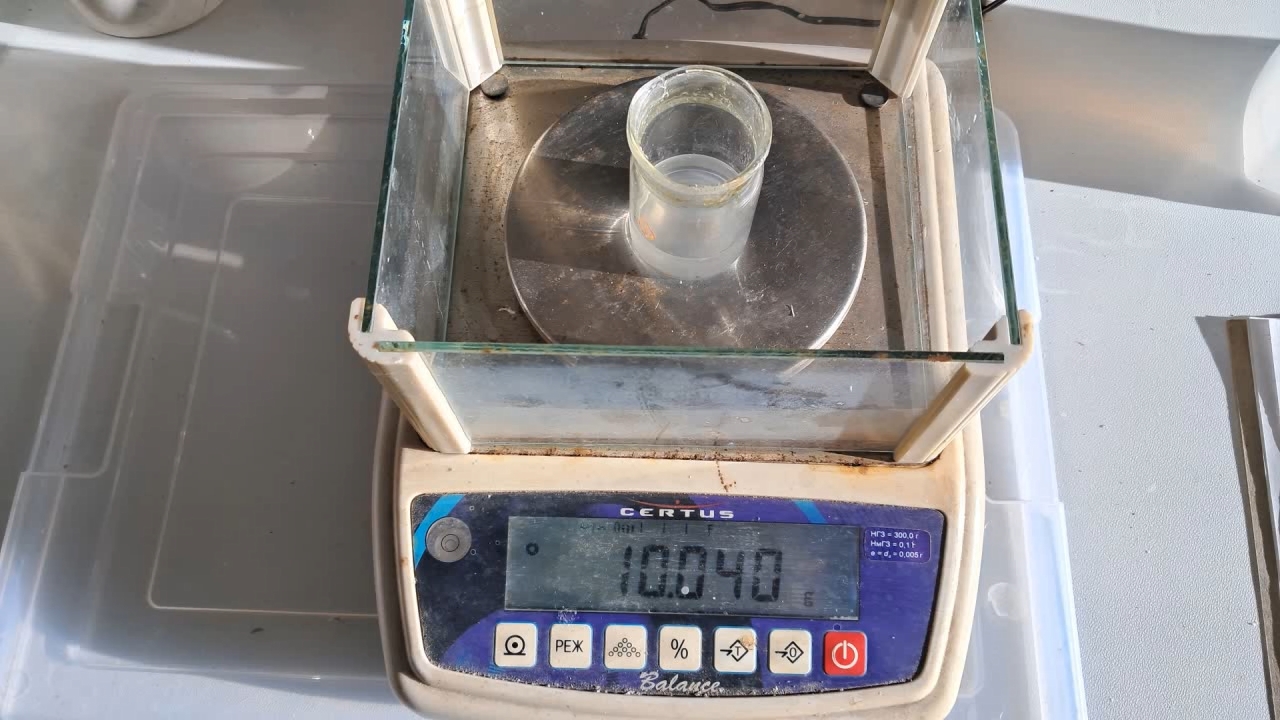 Dissolving Expanded Polystyrene in Ethyl Acetate