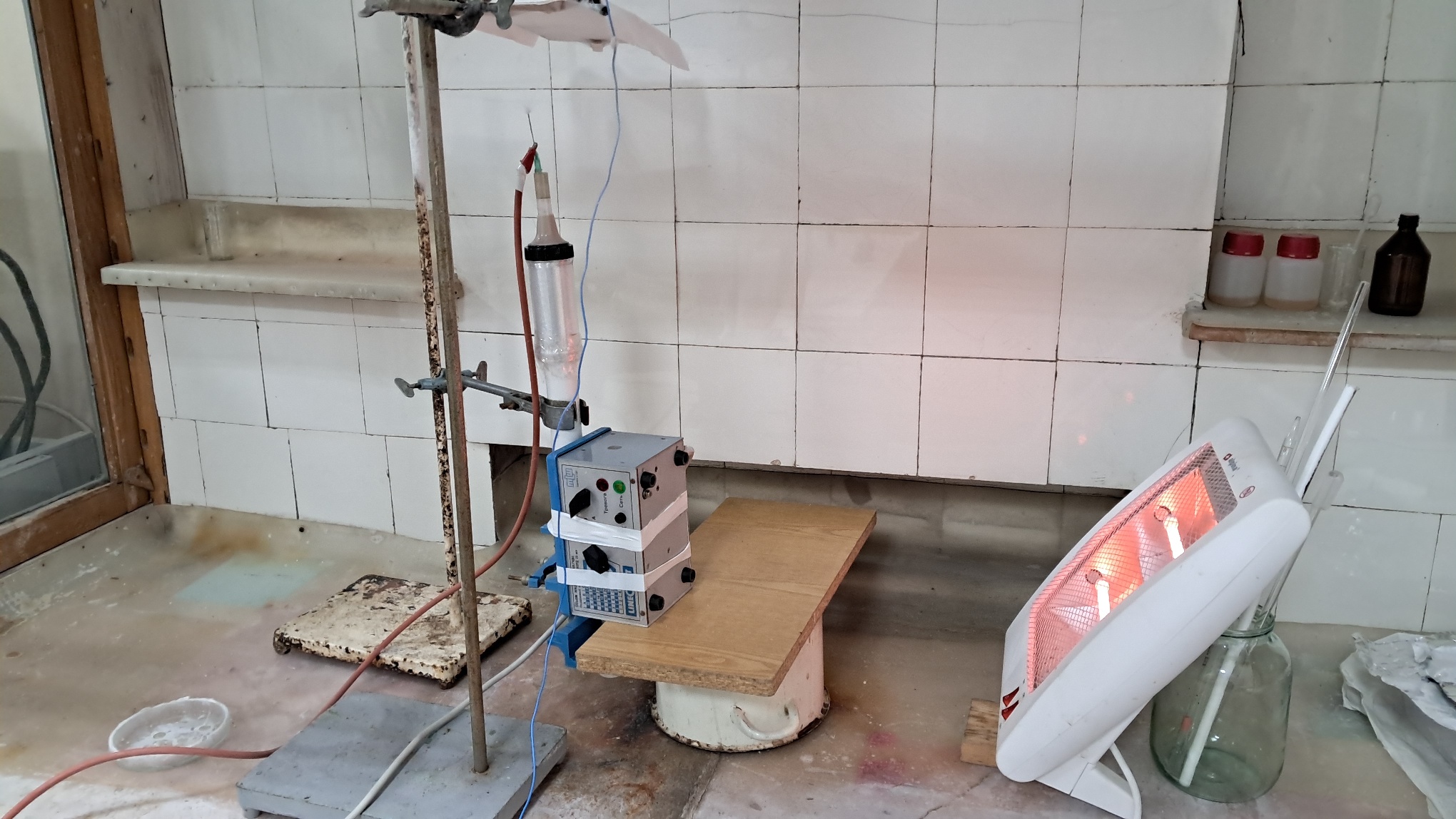 Electrospinning: Solution of PVDF in DMF