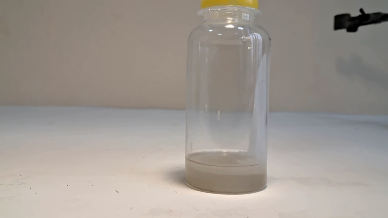 Dissolving Polystyrene in Mixed Solvents. Methyl Acetate Precipitates Polystyrene from Solution in Ethyl Acetate