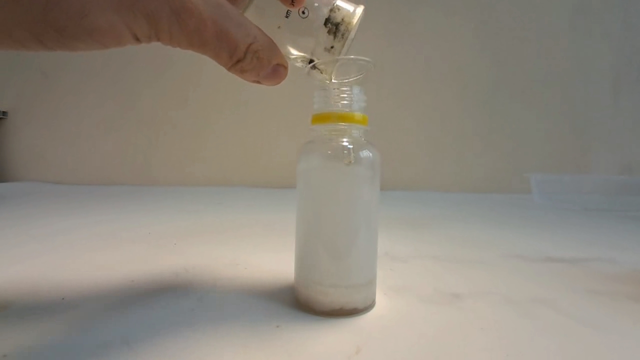 Dissolving Polystyrene in Mixed Solvents. Methyl Acetate Precipitates Polystyrene from Solution in Ethyl Acetate