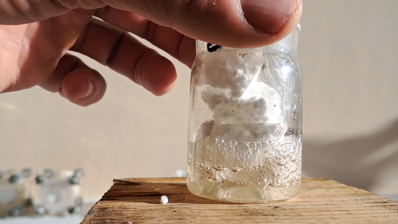 Electrospinning: Solution of PMMA and Polystyrene in DMF